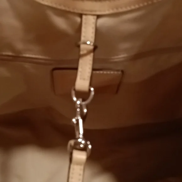 Coach Devin Signature Zebra Stripe Tote Bag F24022 - Picture 8 of 13